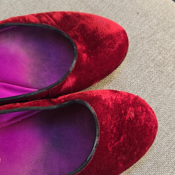 Giuseppe Zanotti Red Velvet Ballet Flats - Picture 3 of 16